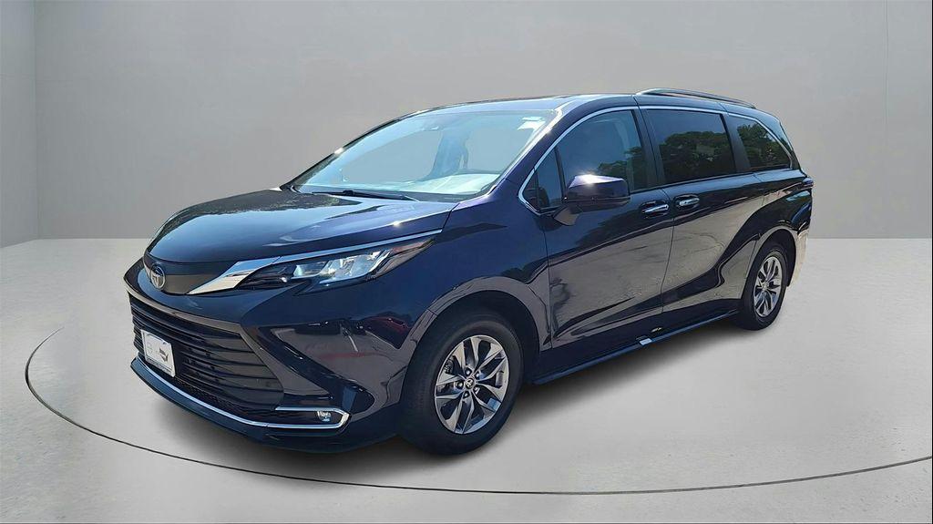 used 2023 Toyota Sienna car, priced at $35,497