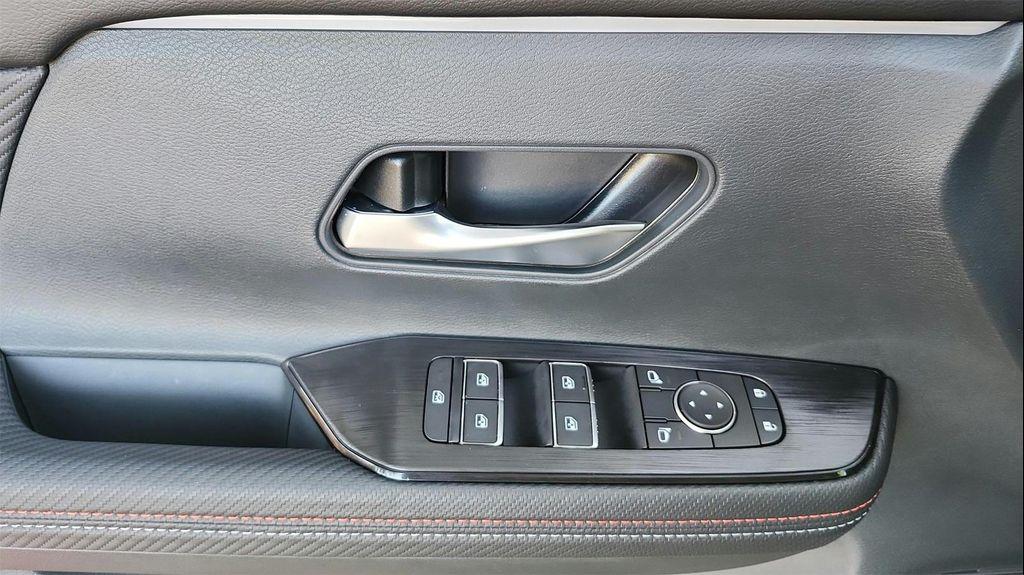 new 2025 Nissan Kicks car, priced at $26,908