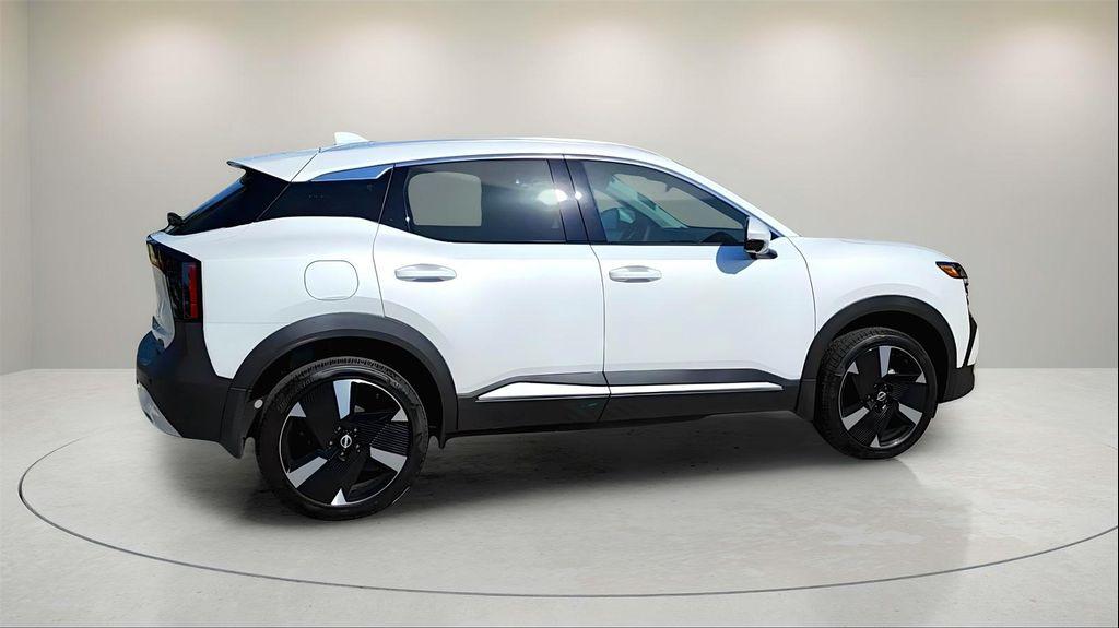 new 2025 Nissan Kicks car, priced at $26,908