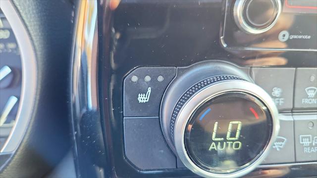 used 2021 Toyota Highlander car, priced at $26,459