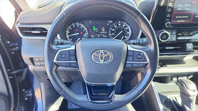 used 2021 Toyota Highlander car, priced at $26,459