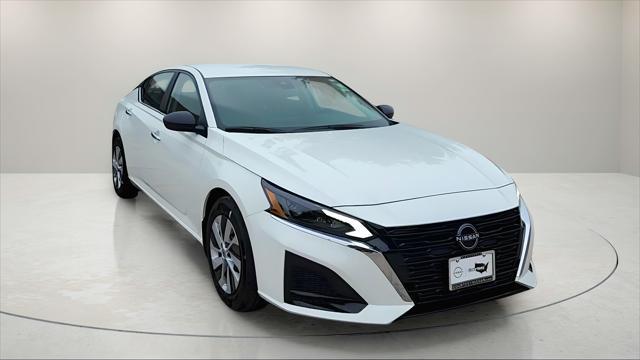 new 2025 Nissan Altima car, priced at $26,626