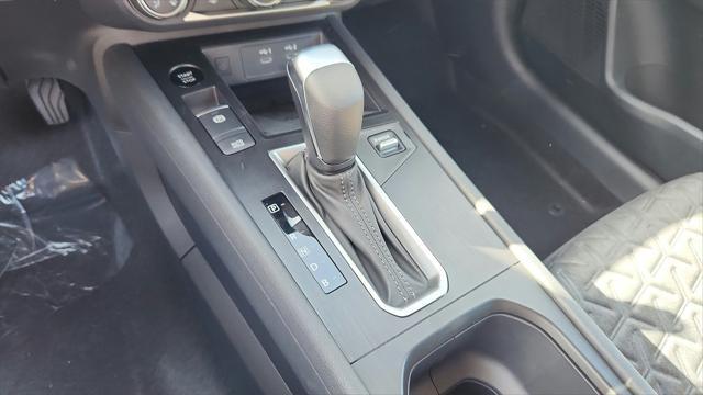 new 2025 Nissan Kicks car, priced at $24,457