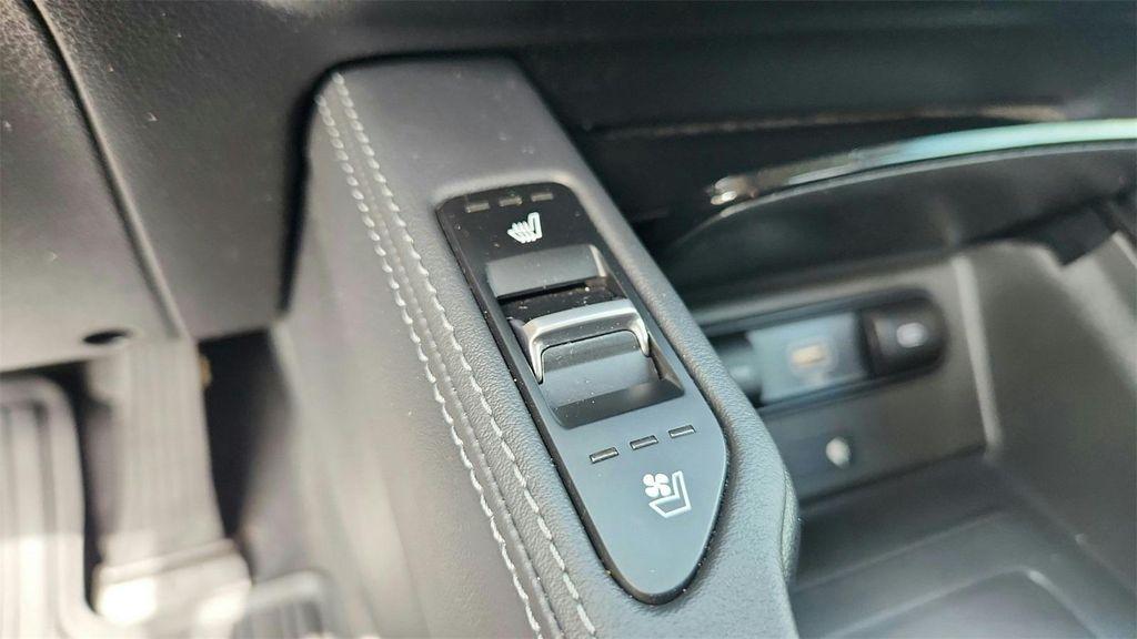 used 2022 Kia Telluride car, priced at $27,339