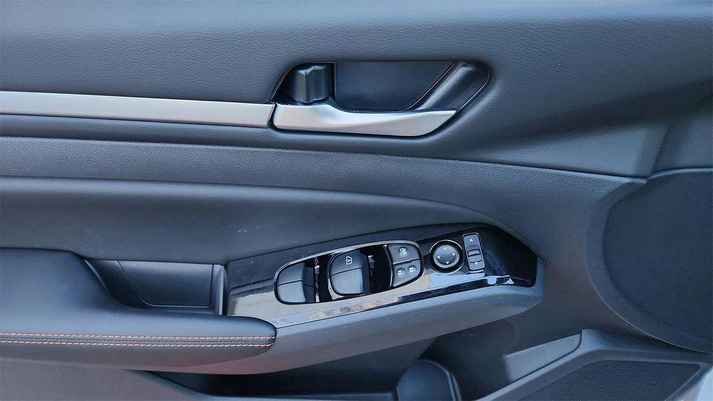 new 2025 Nissan Altima car, priced at $25,304