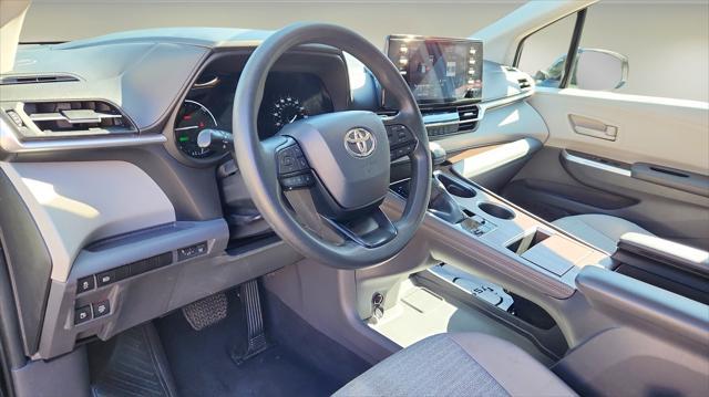 used 2023 Toyota Sienna car, priced at $30,522