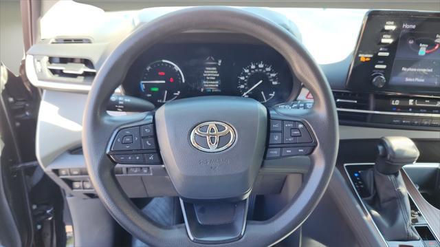 used 2023 Toyota Sienna car, priced at $30,937