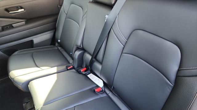 new 2025 Nissan Pathfinder car, priced at $41,513