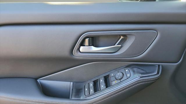 new 2025 Nissan Rogue car, priced at $33,498