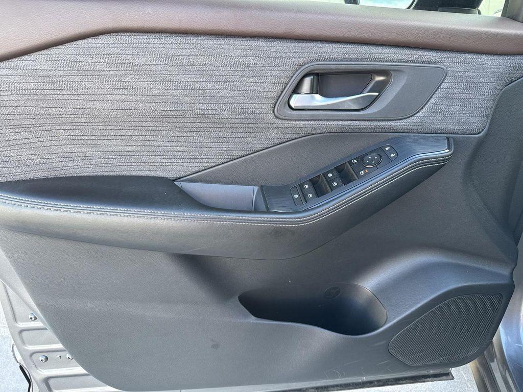 used 2023 Nissan Rogue car, priced at $19,997