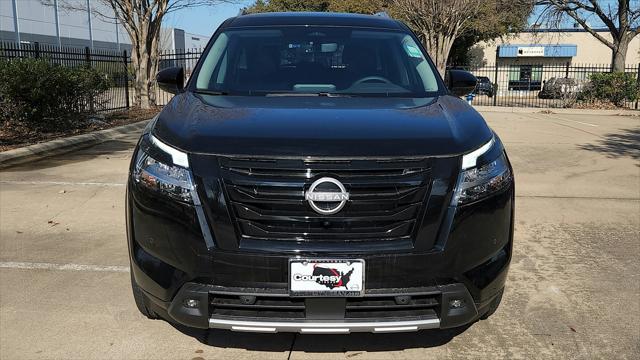 new 2024 Nissan Pathfinder car, priced at $38,369