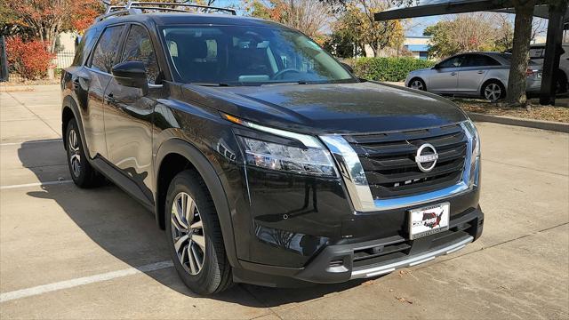 new 2024 Nissan Pathfinder car, priced at $36,562