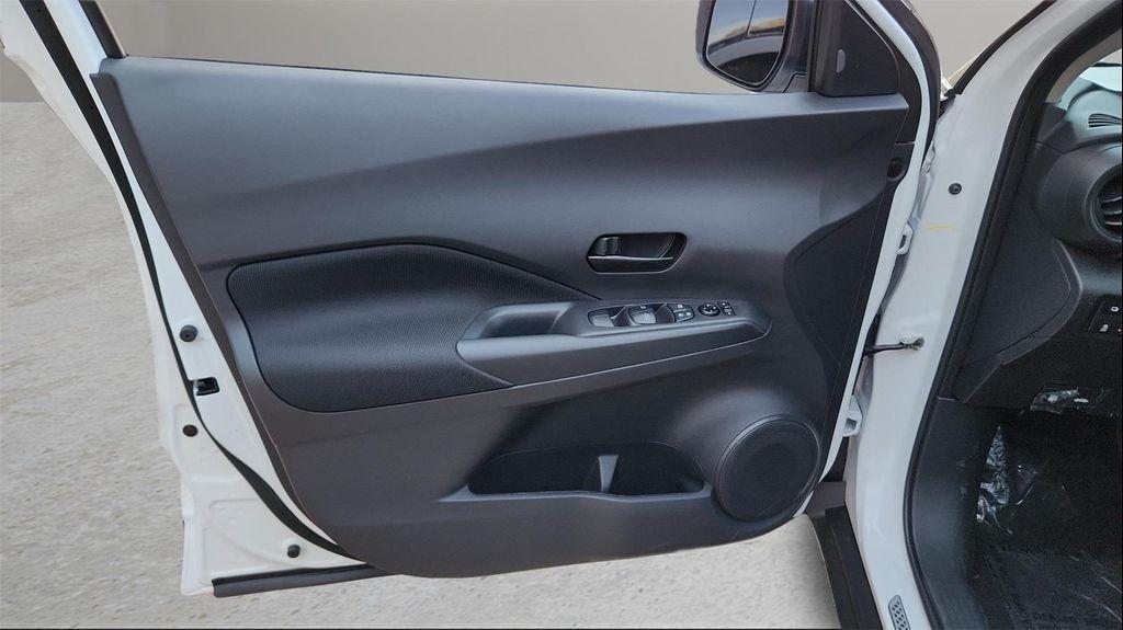 new 2025 Nissan Kicks car, priced at $21,979