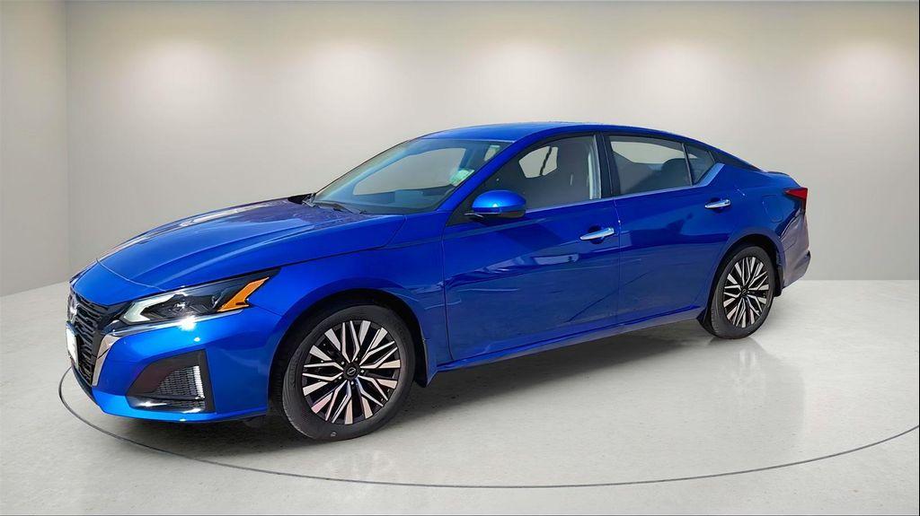 new 2025 Nissan Altima car, priced at $28,711