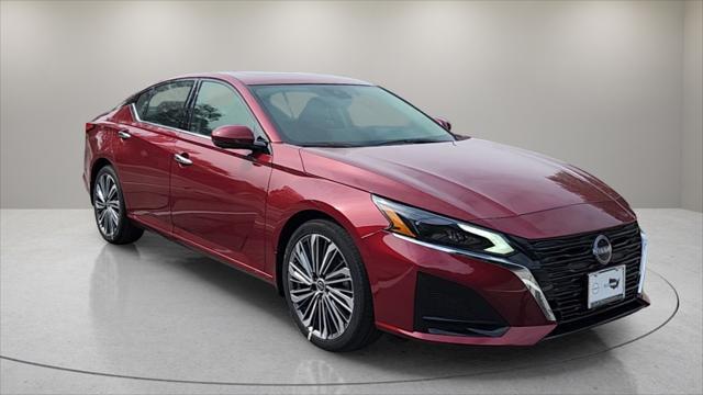 new 2025 Nissan Altima car, priced at $33,721