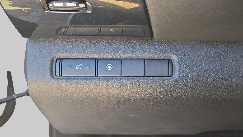 used 2022 Nissan Pathfinder car, priced at $26,027