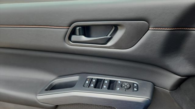 new 2025 Nissan Pathfinder car, priced at $43,758