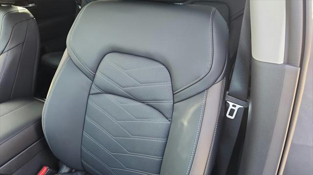 new 2025 Nissan Pathfinder car, priced at $47,396