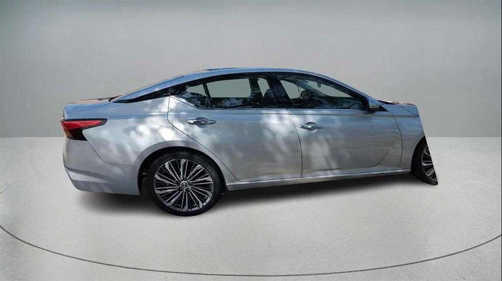 used 2023 Nissan Altima car, priced at $19,998