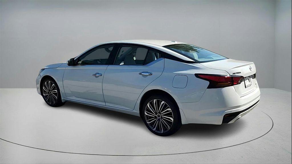 used 2024 Nissan Altima car, priced at $25,414