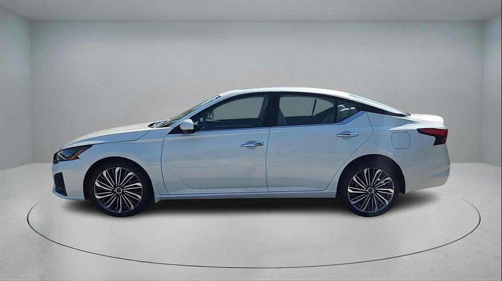 used 2024 Nissan Altima car, priced at $25,414