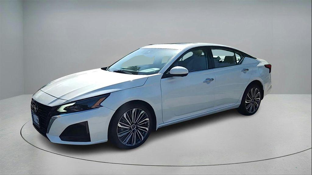 used 2024 Nissan Altima car, priced at $25,414