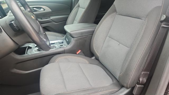 used 2021 Chevrolet Traverse car, priced at $19,999