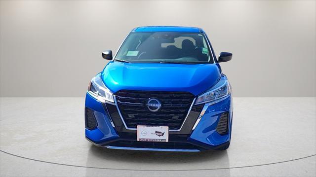 new 2025 Nissan Kicks car, priced at $22,857