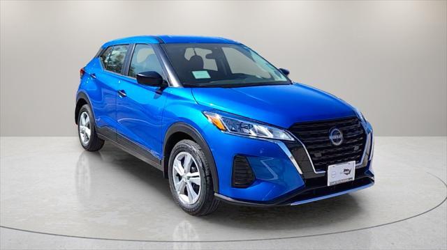 new 2025 Nissan Kicks car, priced at $22,857