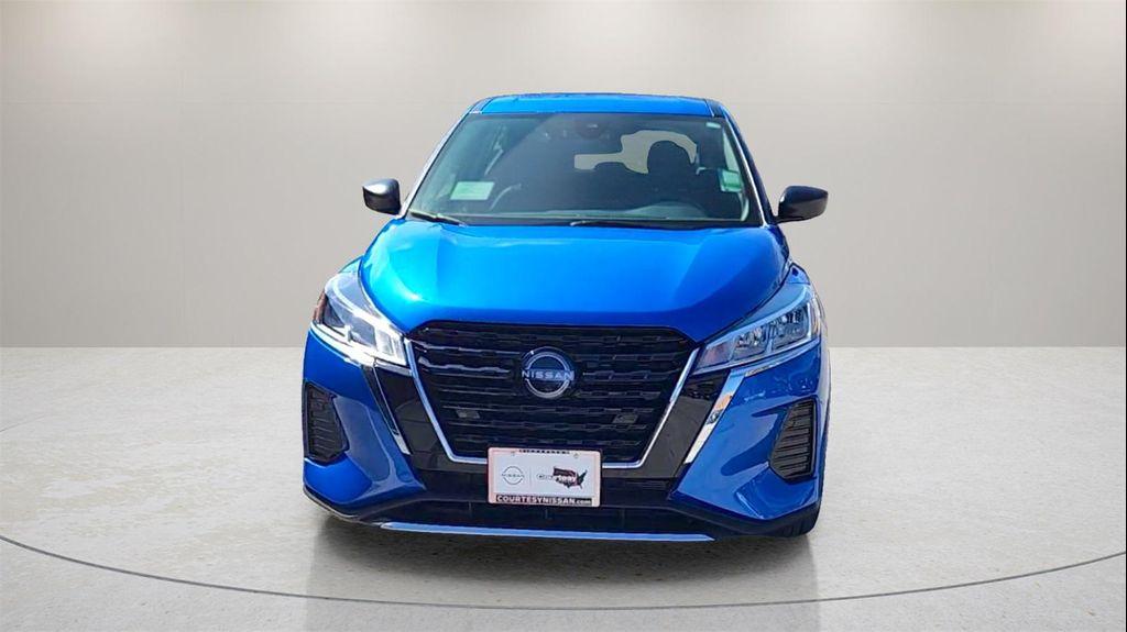 new 2025 Nissan Kicks car, priced at $21,657