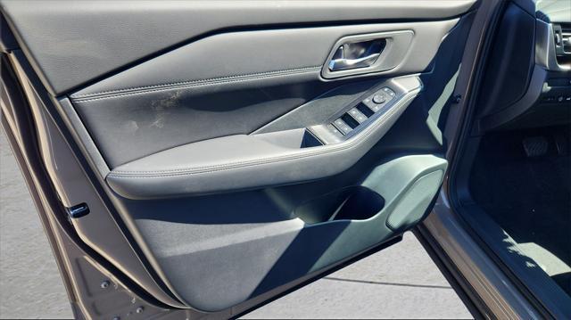 new 2025 Nissan Rogue car, priced at $33,245