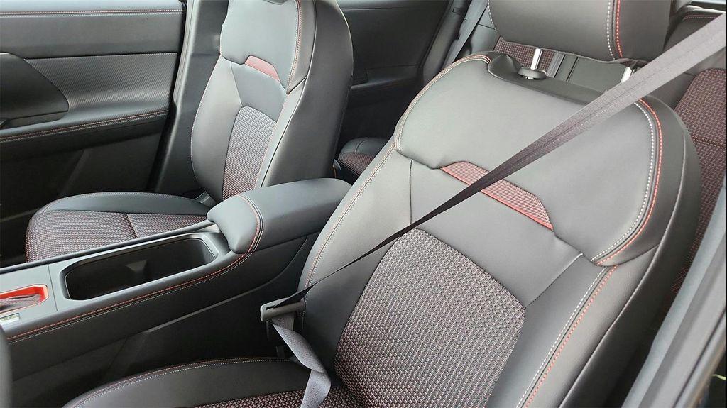 new 2025 Nissan Kicks car, priced at $29,525