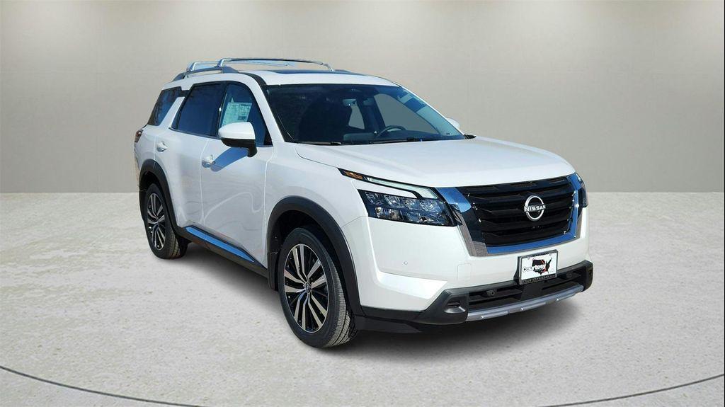new 2025 Nissan Pathfinder car, priced at $47,043