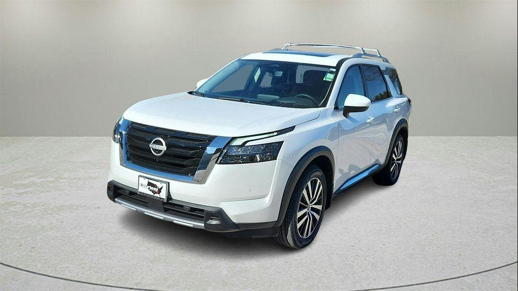 new 2025 Nissan Pathfinder car, priced at $47,043
