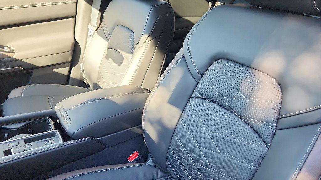 new 2025 Nissan Pathfinder car, priced at $47,043
