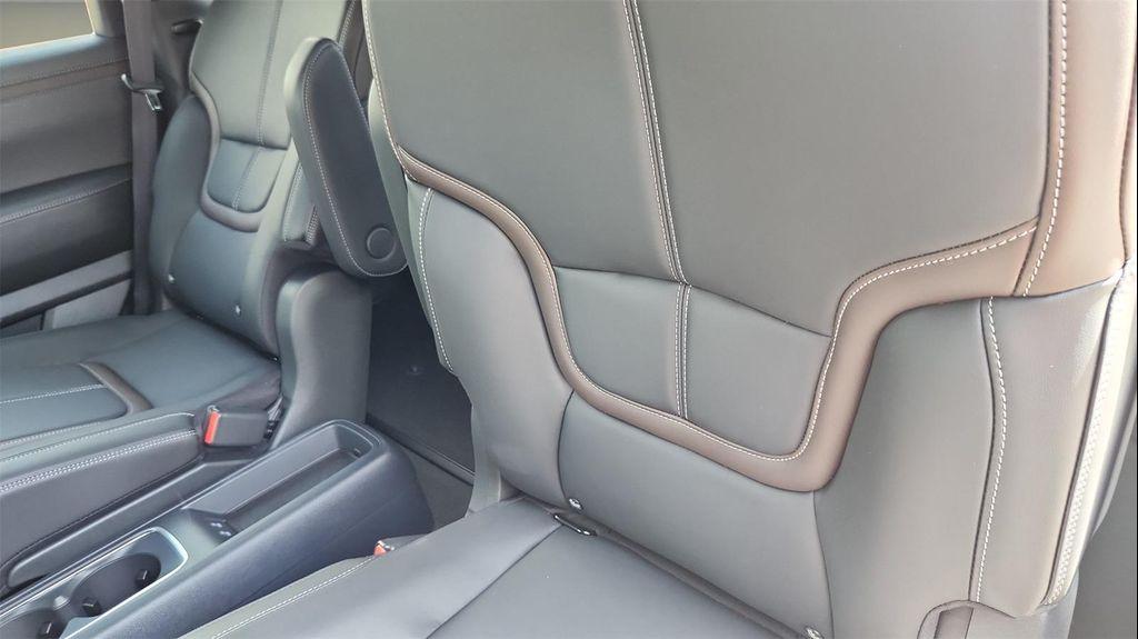 new 2025 Nissan Armada car, priced at $63,096