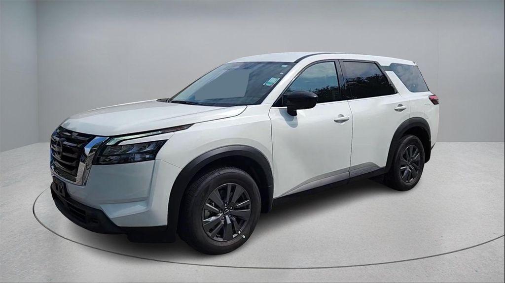 new 2025 Nissan Pathfinder car, priced at $35,336