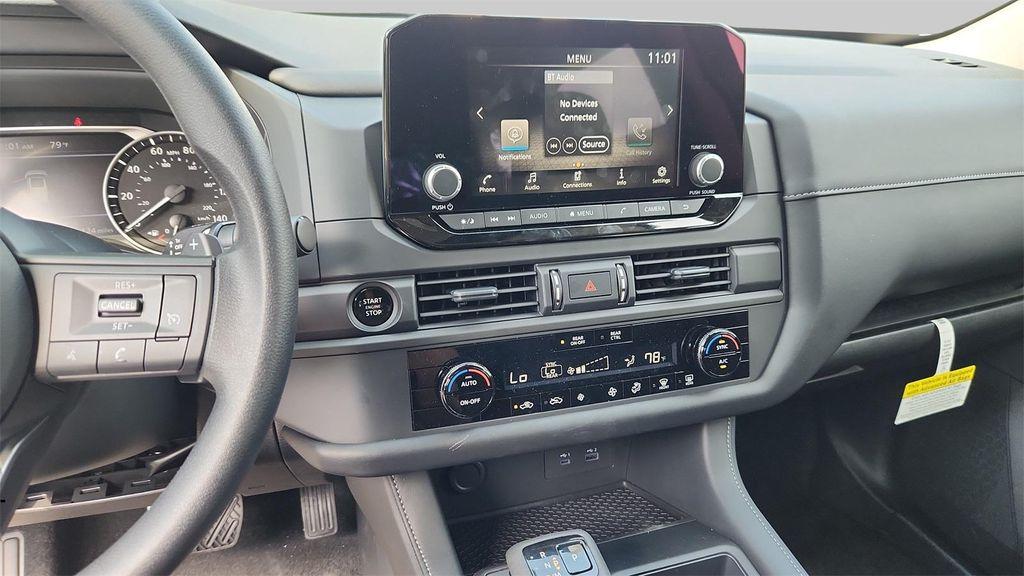 new 2025 Nissan Pathfinder car, priced at $35,336