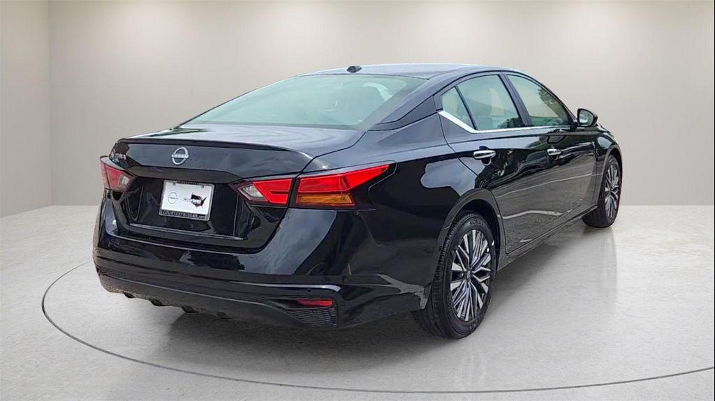 new 2025 Nissan Altima car, priced at $26,565