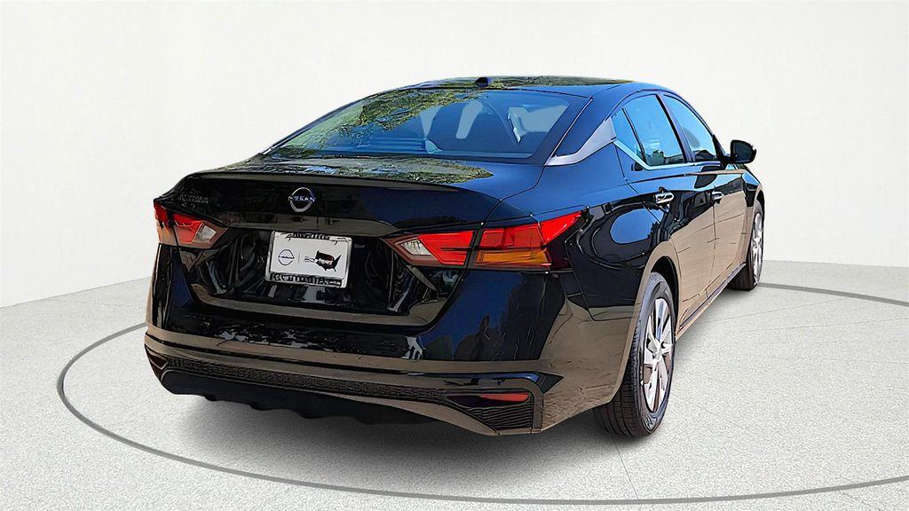 new 2025 Nissan Altima car, priced at $23,101