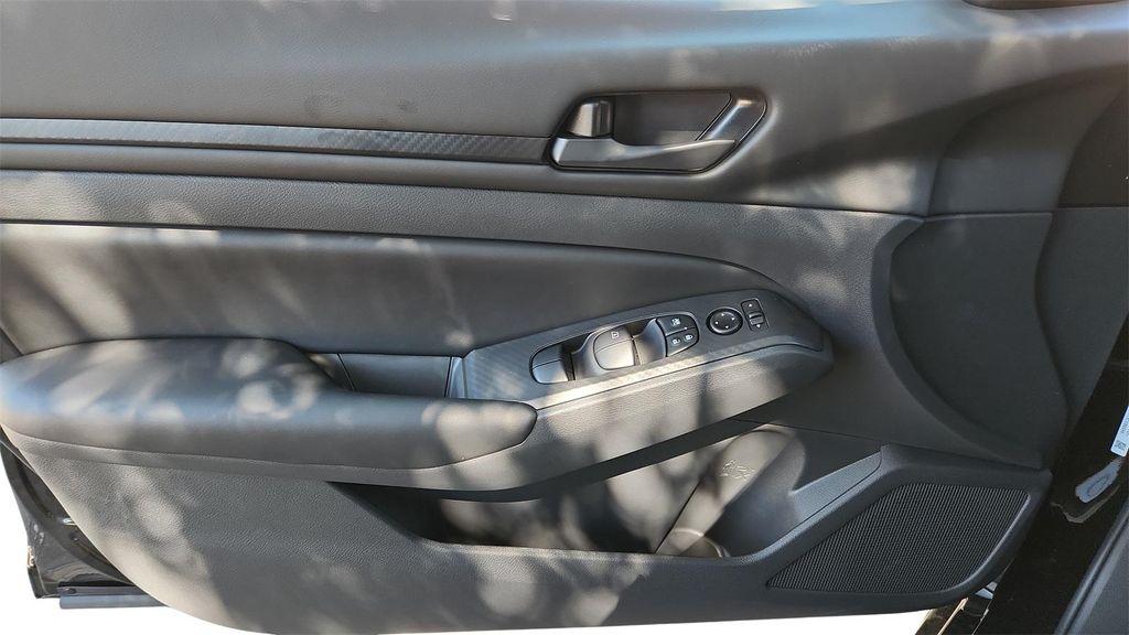 new 2025 Nissan Altima car, priced at $23,101