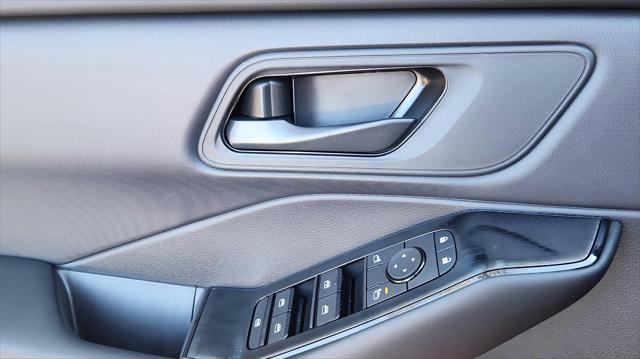 new 2025 Nissan Rogue car, priced at $29,553