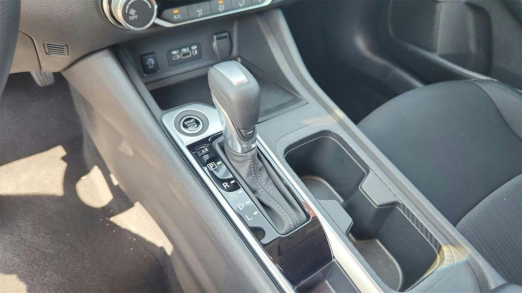 used 2025 Nissan Sentra car, priced at $21,984