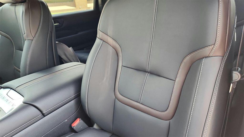 new 2025 Nissan Armada car, priced at $64,795