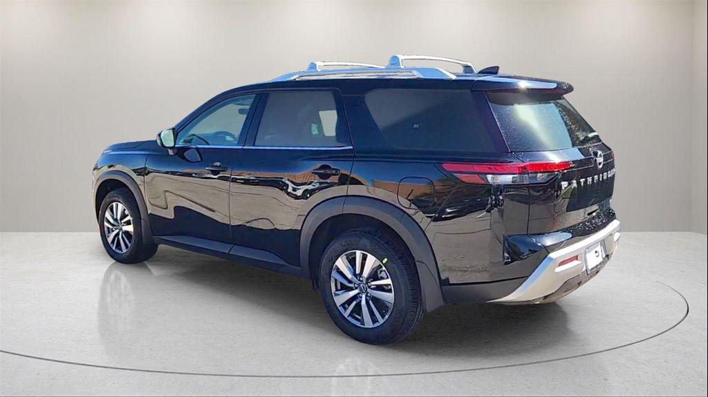 new 2025 Nissan Pathfinder car, priced at $42,960