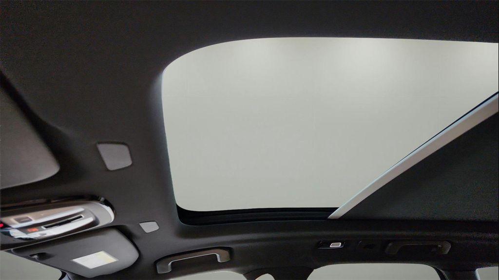 used 2022 Volvo XC60 car, priced at $27,860
