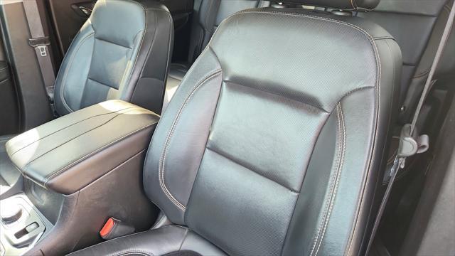 used 2020 Chevrolet Traverse car, priced at $21,477