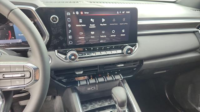 used 2024 GMC Canyon car, priced at $35,884