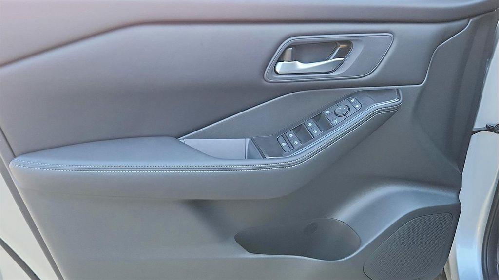 new 2025 Nissan Rogue car, priced at $29,356