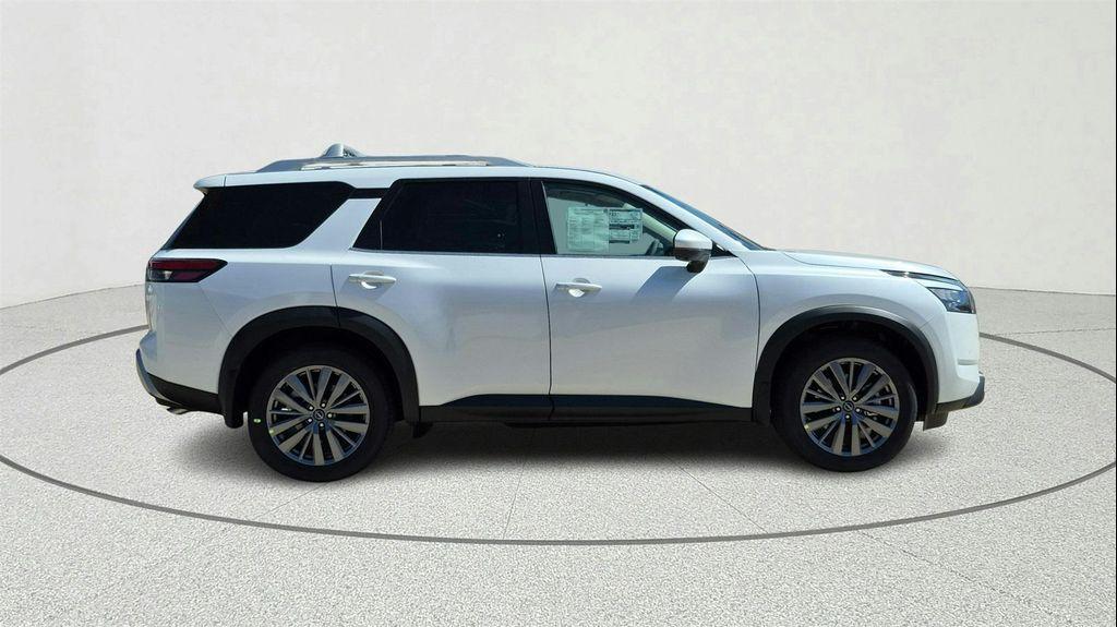 used 2024 Nissan Pathfinder car, priced at $33,399